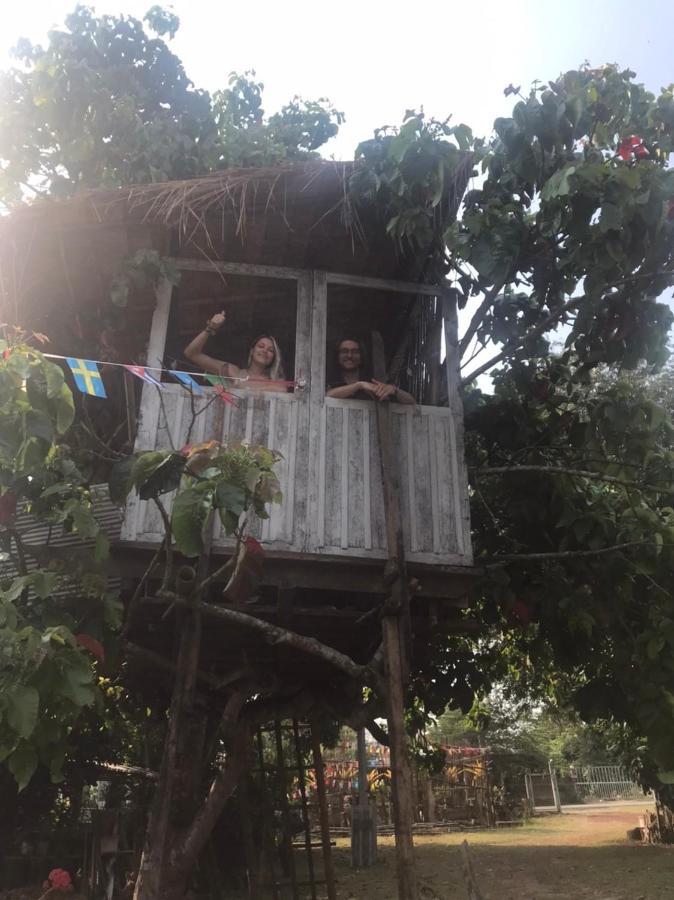 Amando_Tent Hotell Phayao Eksteriør bilde